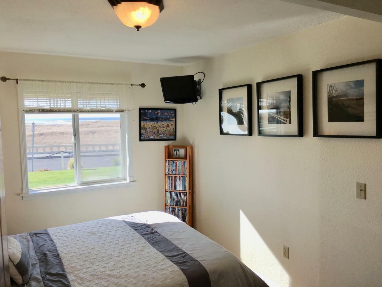 The Tradewinds Condo/Hotel Seaside Room photo
